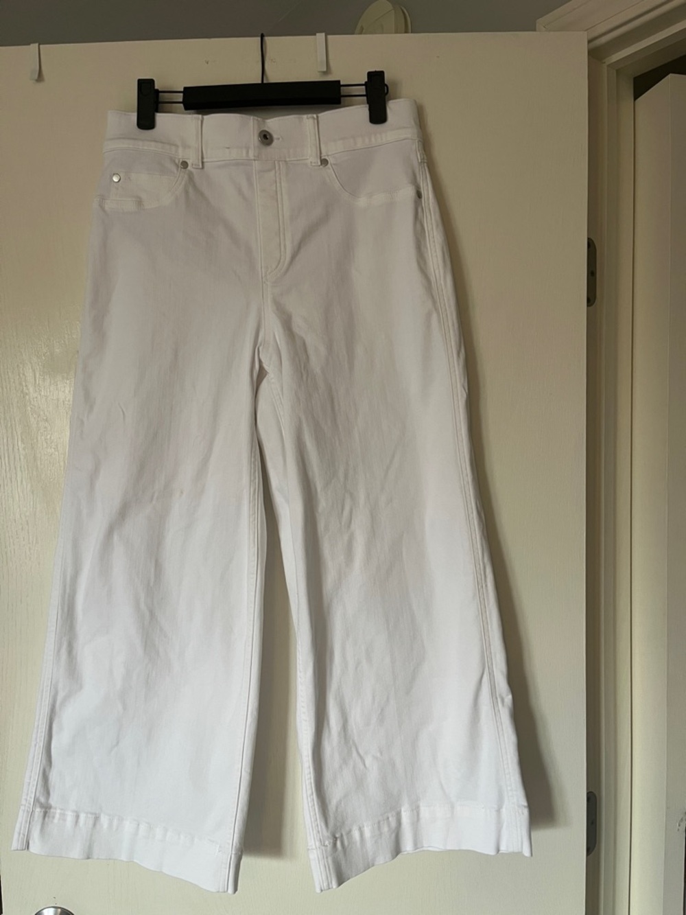 SPANX White Ankle-Cropped Wide-Leg Jeans